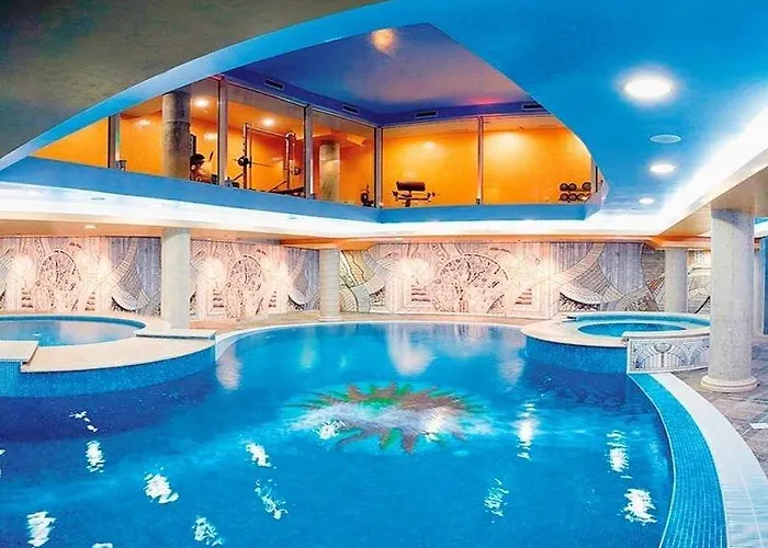 Хотел Ihotel 4*