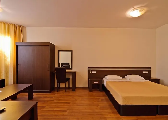 Ihotel Sunny 호텔 4*