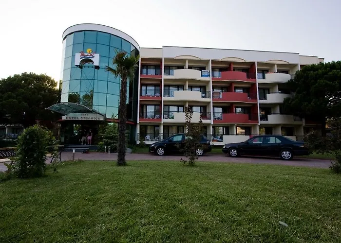 Хотел Ihotel 4*