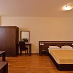 Ihotel Хотел 4*