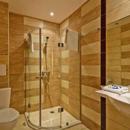 Ihotel Sunny סאני ביץ'